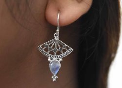 Månsten, Vit Örhängen Sterling Silver