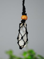 Bergkristall, Halsband Makramé Rå spets