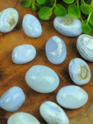 Agate, Blue lace Cuddle stone
