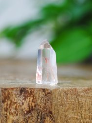 Amphibiolkvarts, Spets