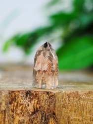 Amphibiolkvarts, Spets