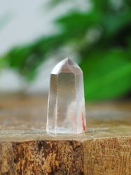 Amphibiolkvarts, Spets