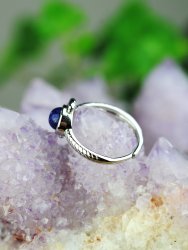 Lapis Lazuli, Ring