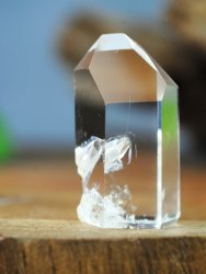 Manifestation quartz, Rock crystal Point