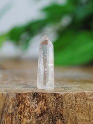 Amphibiolkvarts, Spets