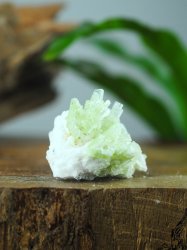 Turmalin, grön Kluster