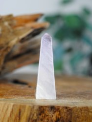 Ametist, Spets Obelisk