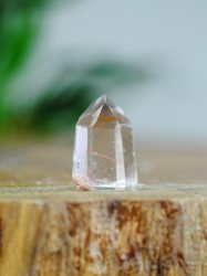 Amphibiolkvarts, Spets