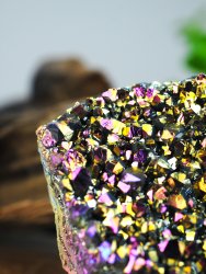 Aura Titan Ametist, Kluster