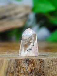 Lodolitkvarts, Spets