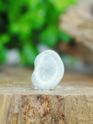 Fairy stone, Raw