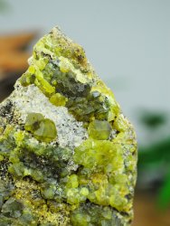 Granat, Demontoid på Matrix Stor