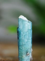 Turmalin, Blå Rå Bit