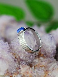 Lapis Lazuli, Ring