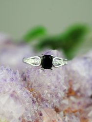 Obsidian, Svart Ring