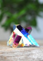 Aura Titan quartz, Cluster