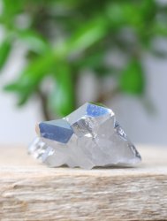 Aura Titan quartz, Cluster