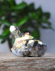 Aura Titan quartz, Cluster