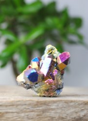 Aura Titan quartz, Cluster