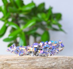 Aura Titan quartz, Cluster