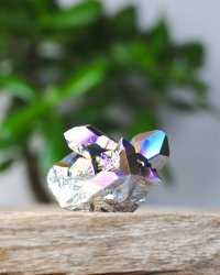 Aura Titan quartz, Cluster