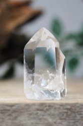 Manifestation quartz, Rock crystal Twin Point