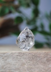 Herkimer diamond, Point