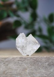 Herkimer diamond, Point