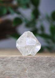 Herkimer diamond, Point