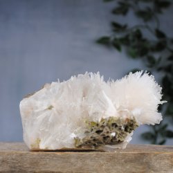 Scolecite, Needle cluster EQ XL