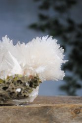 Scolecite, Needle cluster EQ XL
