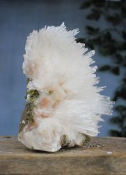 Scolecite, Needle cluster EQ XXL