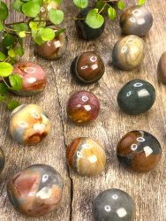Jaspis, Polychrome Cuddle stones Storpack