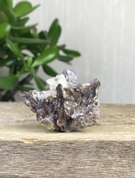Axinite, on Matrix