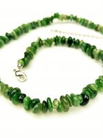 Jade, Nefrit Halsband Chips Kort