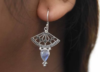 Månsten, Vit Örhängen Sterling Silver