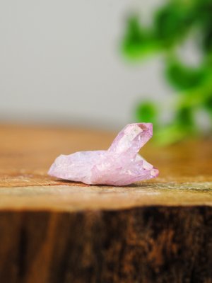 Aura Pink Quartz, Cluster