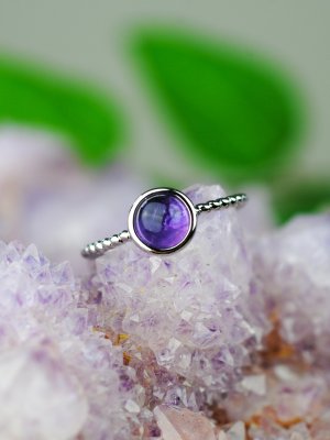 Amethyst, Ring