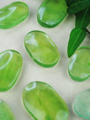 Fluorite, Green Apple Palm stone