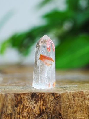 Amphibiolkvarts, Spets