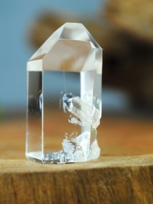Manifestation quartz, Rock crystal Point