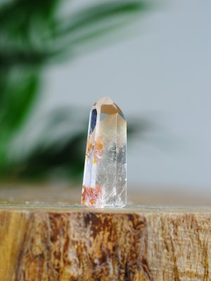 Amphibiolkvarts, Spets