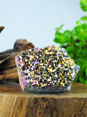 Aura Titan Ametist, Kluster