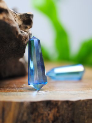 Aqua Aura Quartz, Genuine Vogel EQ