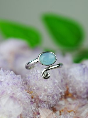 Celestin, Ring
