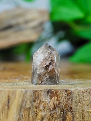 Lodolitkvarts, Spets