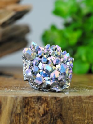 Aura Titan Amethyst, Cluster