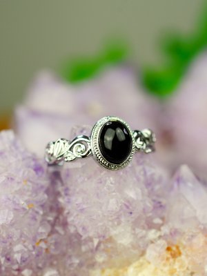 Obsidian, Svart Ring