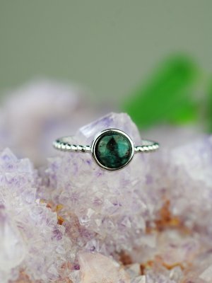 Apatite, Blue Ring