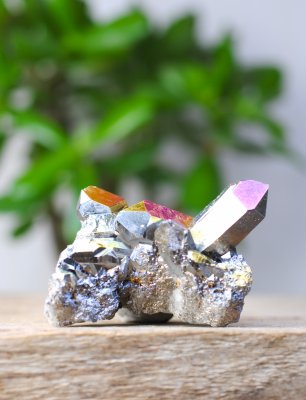 Aura Titan quartz, Cluster